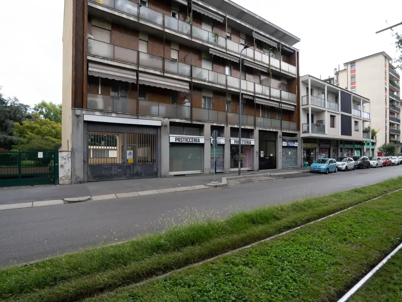 Negozio in Via Medeghino 25, Milano, {3} - Foto 2