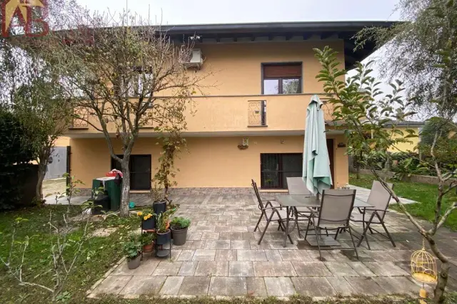 Villa bifamiliare, Gambolò - Foto 1