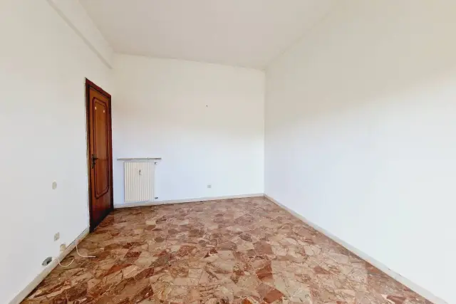 Vierzimmerwohnung in Via Fratelli Canepa, Serra Riccò - Foto 1