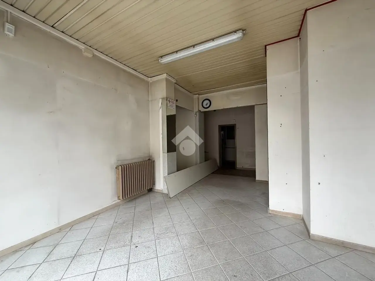 Negozio in Via Canonico Lugaresi 299, Cesena, {3} - Foto 2