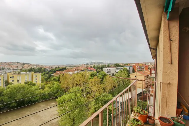 4-room flat in Via Francesco Petrarca, Ancona - Photo 1