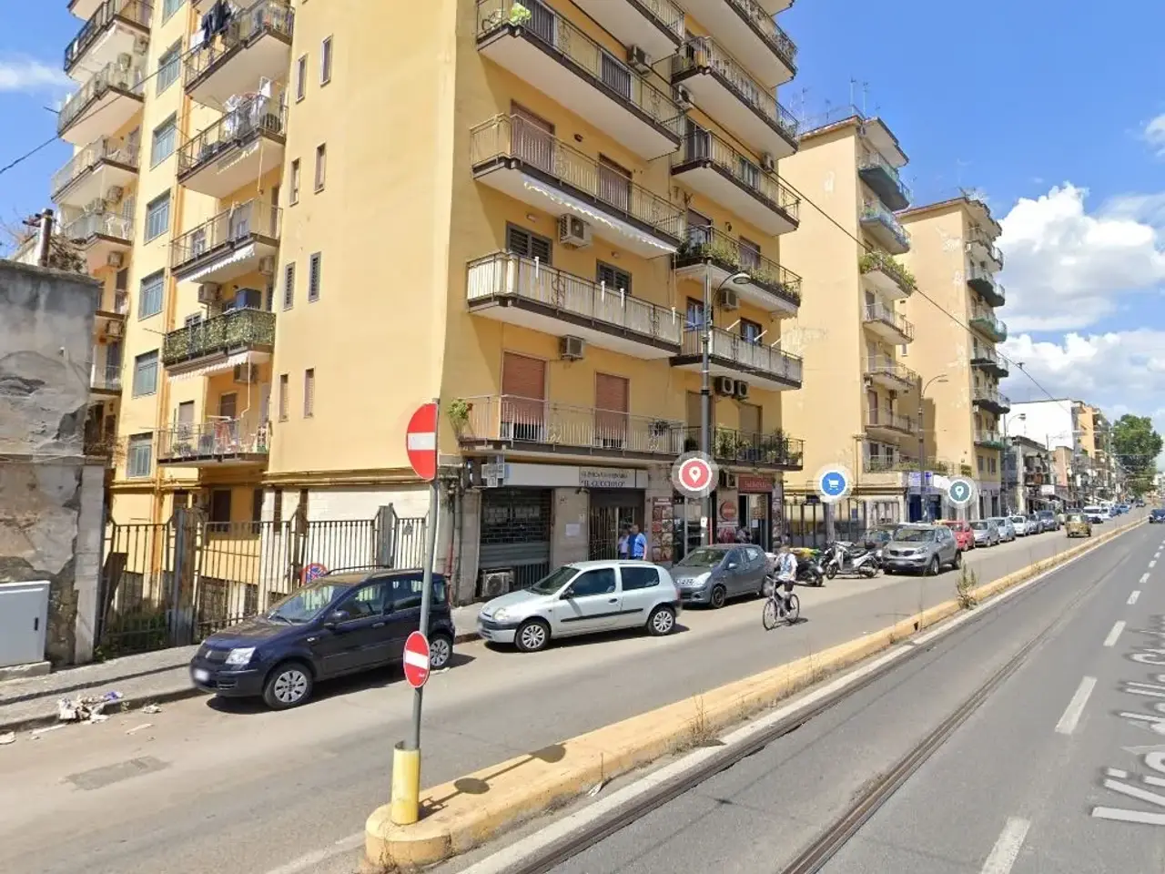 Magazzino in Via Stadera 30, Napoli, {3} - Foto 2