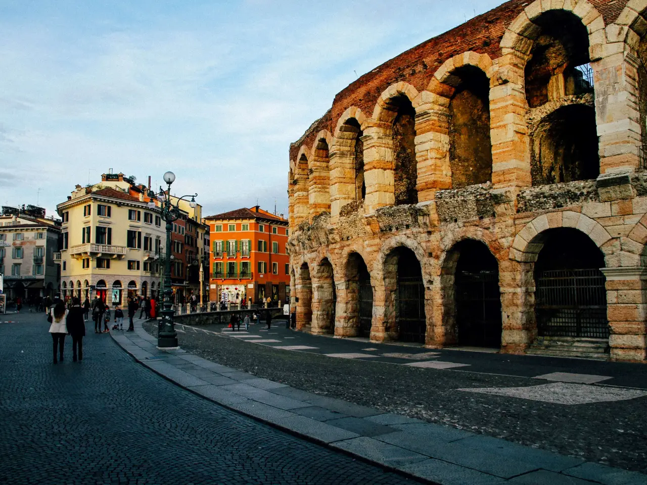 Negozio in , Verona, {3} - Foto 1