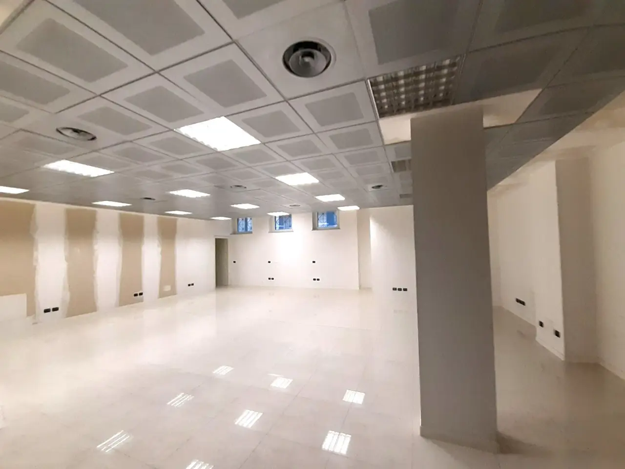 Ufficio in , Milano, {3} - Foto 1