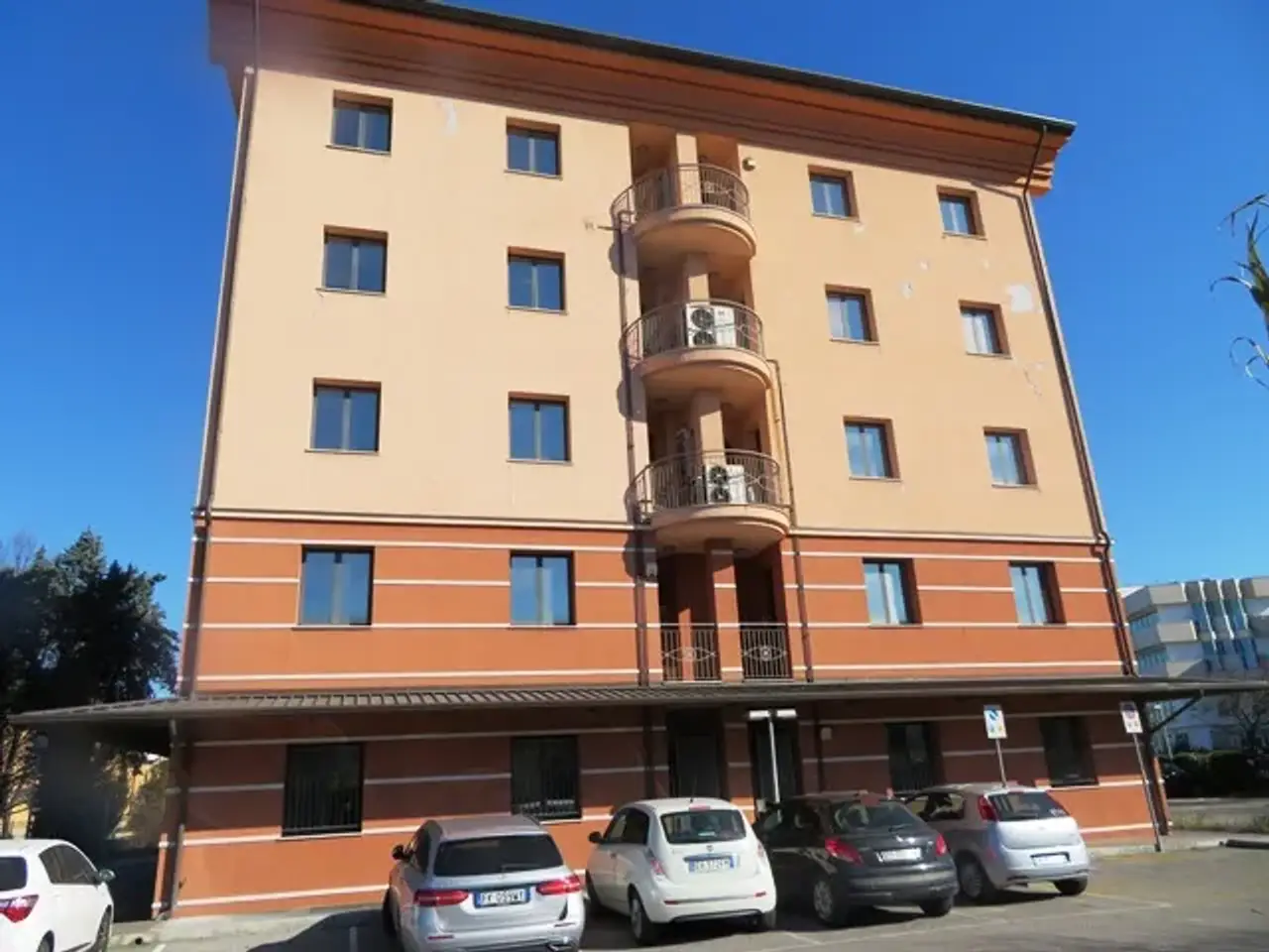 Ufficio in Via Macanno 38a, Rimini, {3} - Foto 1