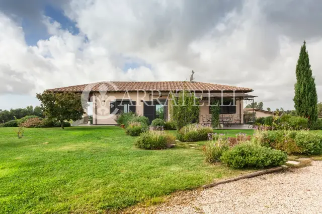 Villa in Strada di Cacciata Grande, Montalto di Castro - Foto 1