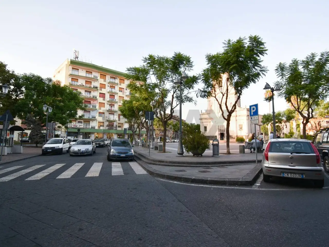 Esercizio commerciale in , San Giovanni La Punta, {3} - Foto 1