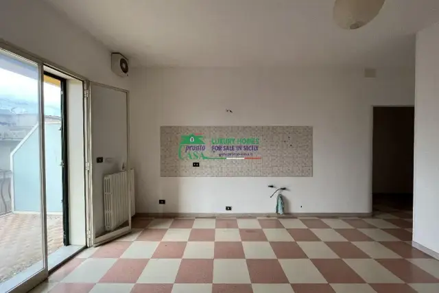 4-room flat in {3}, - Photo 1