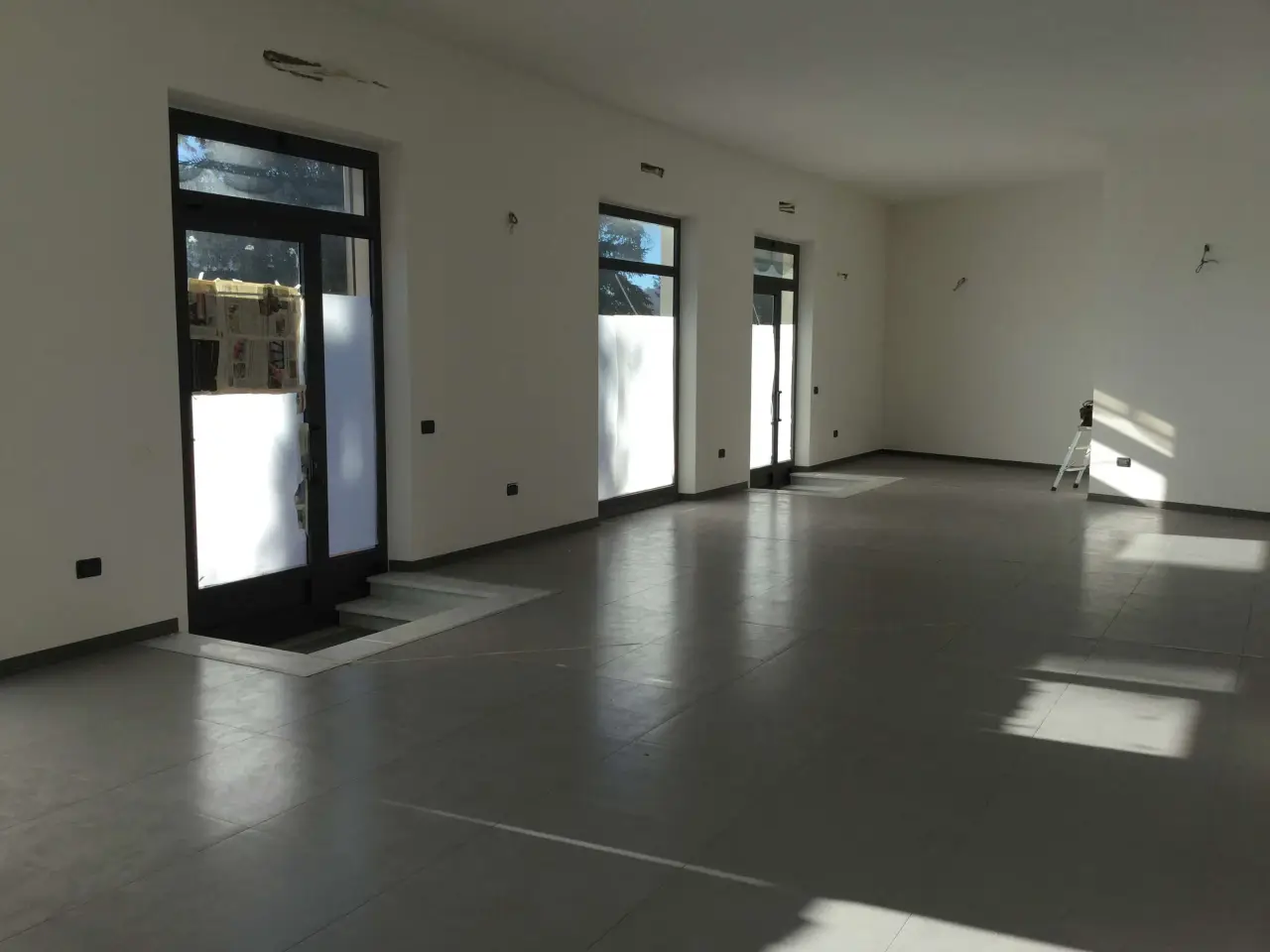 Negozio in , Sarzana, {3} - Foto 1