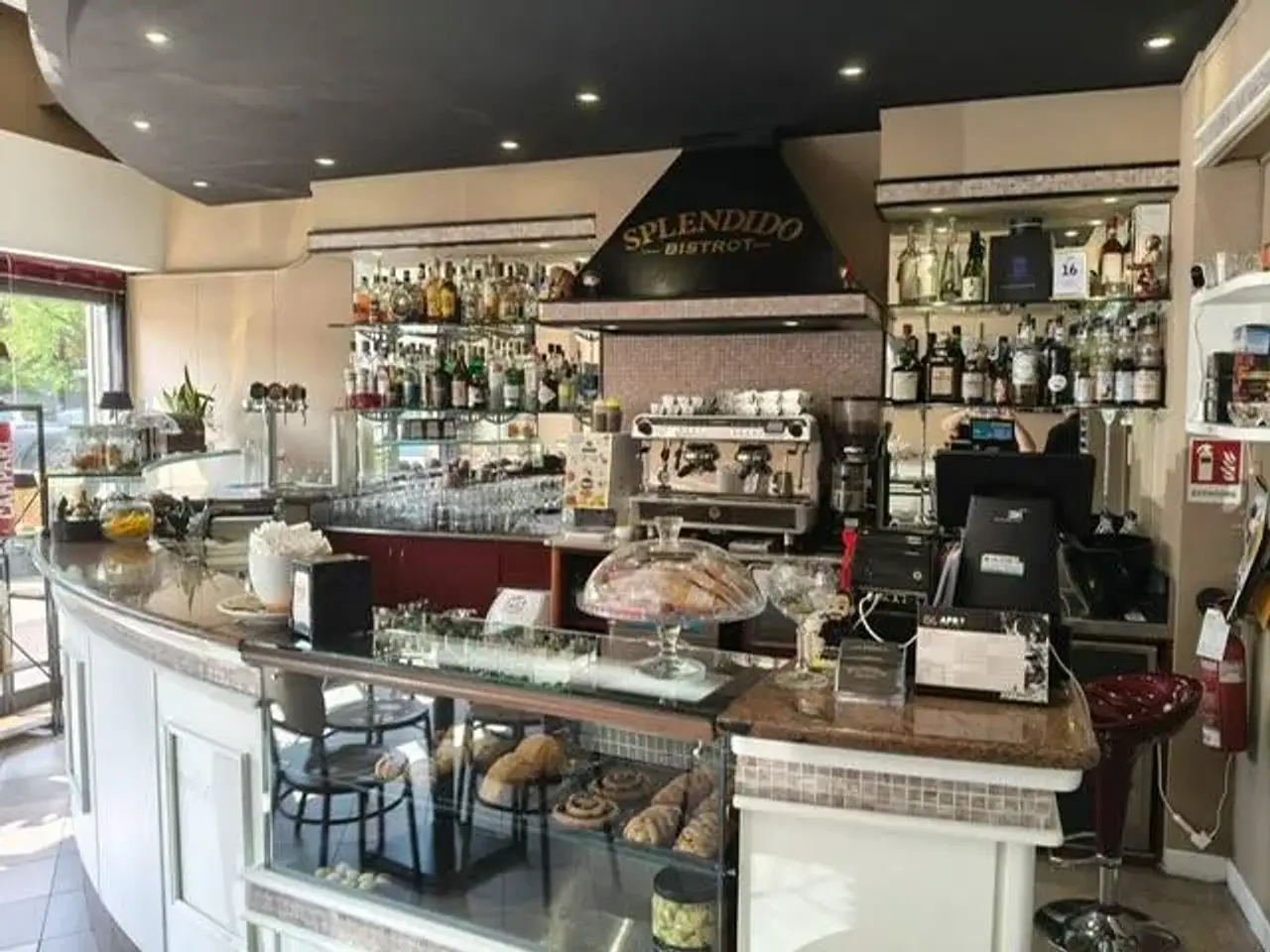 Bar in Via Varese 29, Saronno, {3} - Foto 1