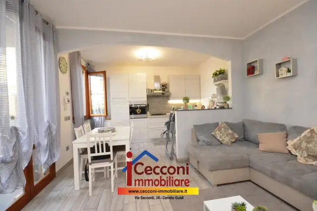 4-room flat, Cerreto Guidi - Photo 1