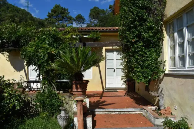 Country house or cottage in Via Colletto Santucci, Camaiore - Photo 1