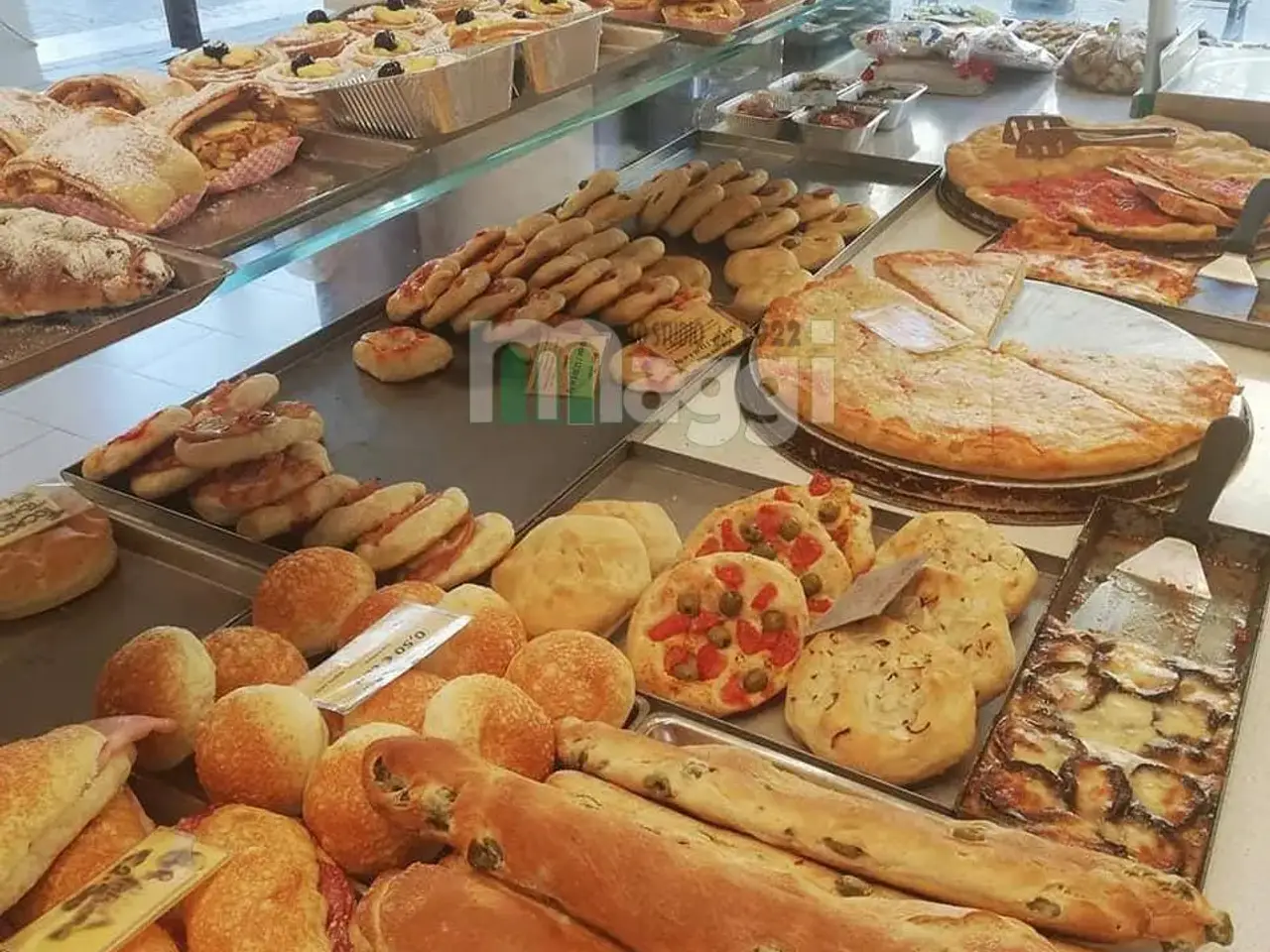 Bar in , Milano, {3} - Foto 1