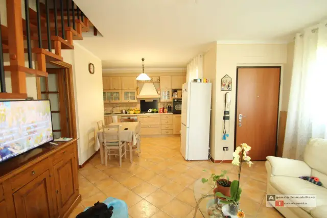 Apartament in Via Martellacci, Porcari - Photo 1