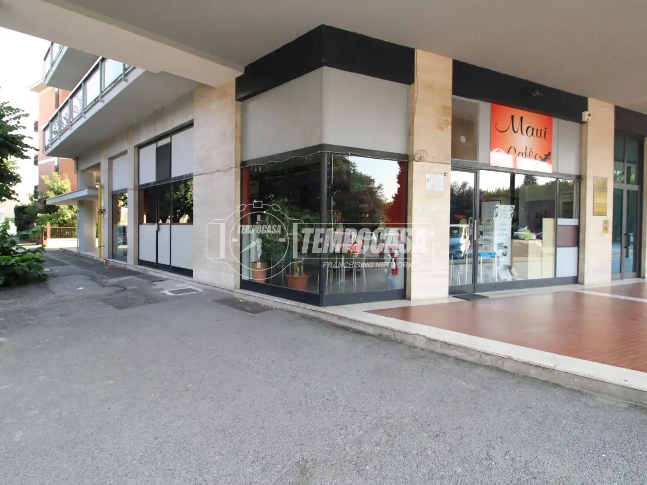 Esercizio commerciale in Largo Cesare Campana 1, Mondovi', {3} - Foto 2