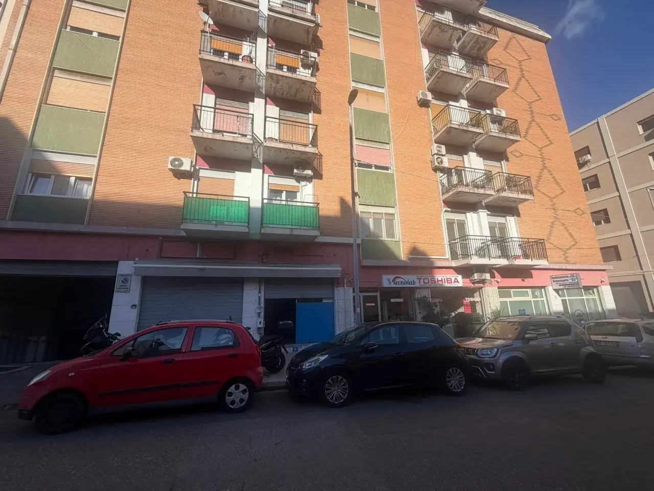 Negozio in Via Trieste 4, Messina, {3} - Foto 1