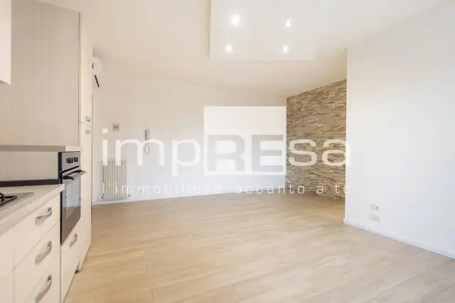 4-room flat in Via Colombo, Susegana - Photo 1