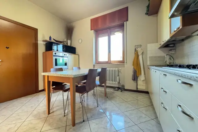 3-room flat in Via Bergamo, Treviolo - Photo 1