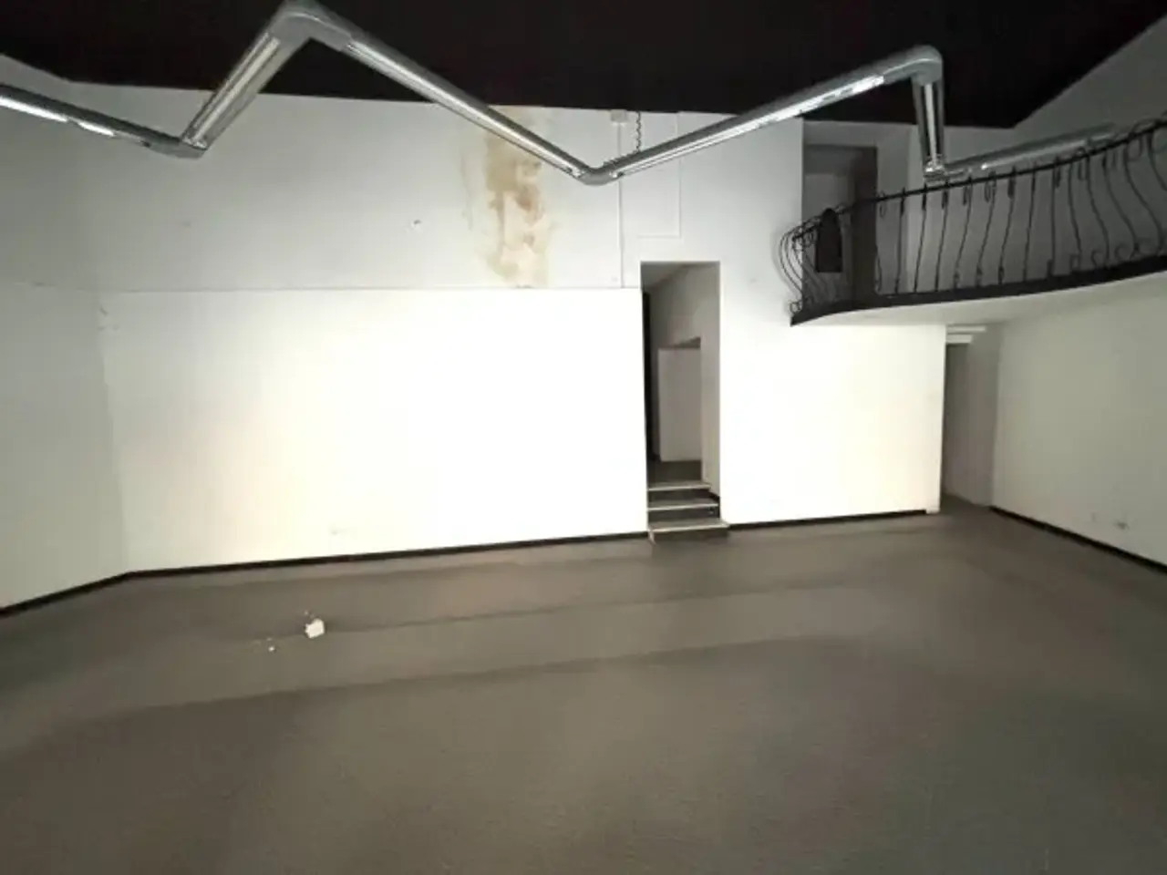 Negozio in Corso Giuseppe Mazzini 17b, Novara, {3} - Foto 2