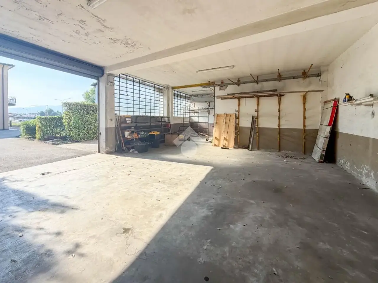 Magazzino in Via Provinciale 29, Dolzago, {3} - Foto 1
