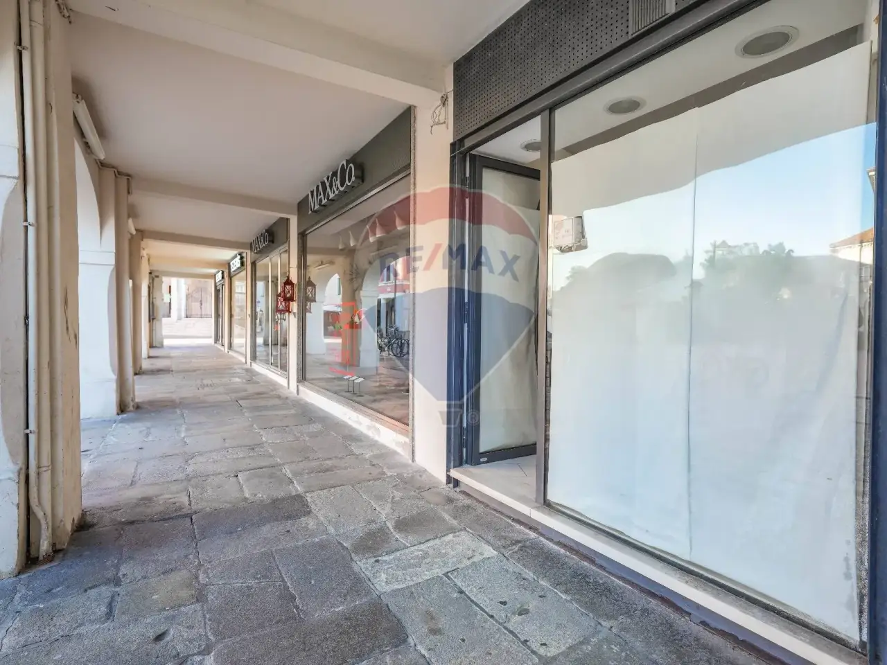 Negozio in , Rovigo, {3} - Foto 1