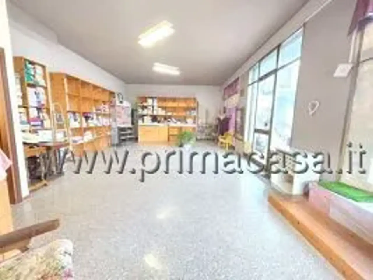 Negozio in Via Giovanni XXIII 13, Cerea, {3} - Foto 1
