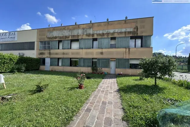 Industrial shed in Via Tonale 70a, Albano Sant'Alessandro - Photo 1