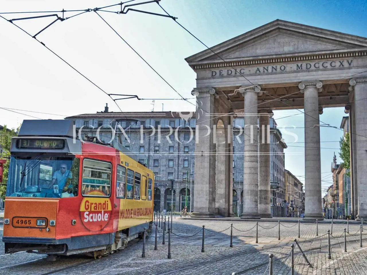 Negozio in Piazza Ventiquattro Maggio 4, Milano, {3} - Foto 1