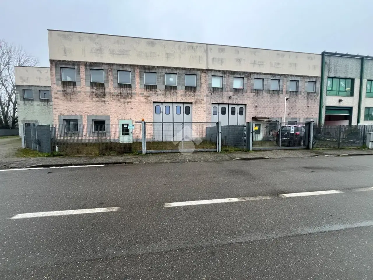 Capannone in Via Mons. Cesare Angelini 212, San Martino Siccomario, {3} - Foto 2