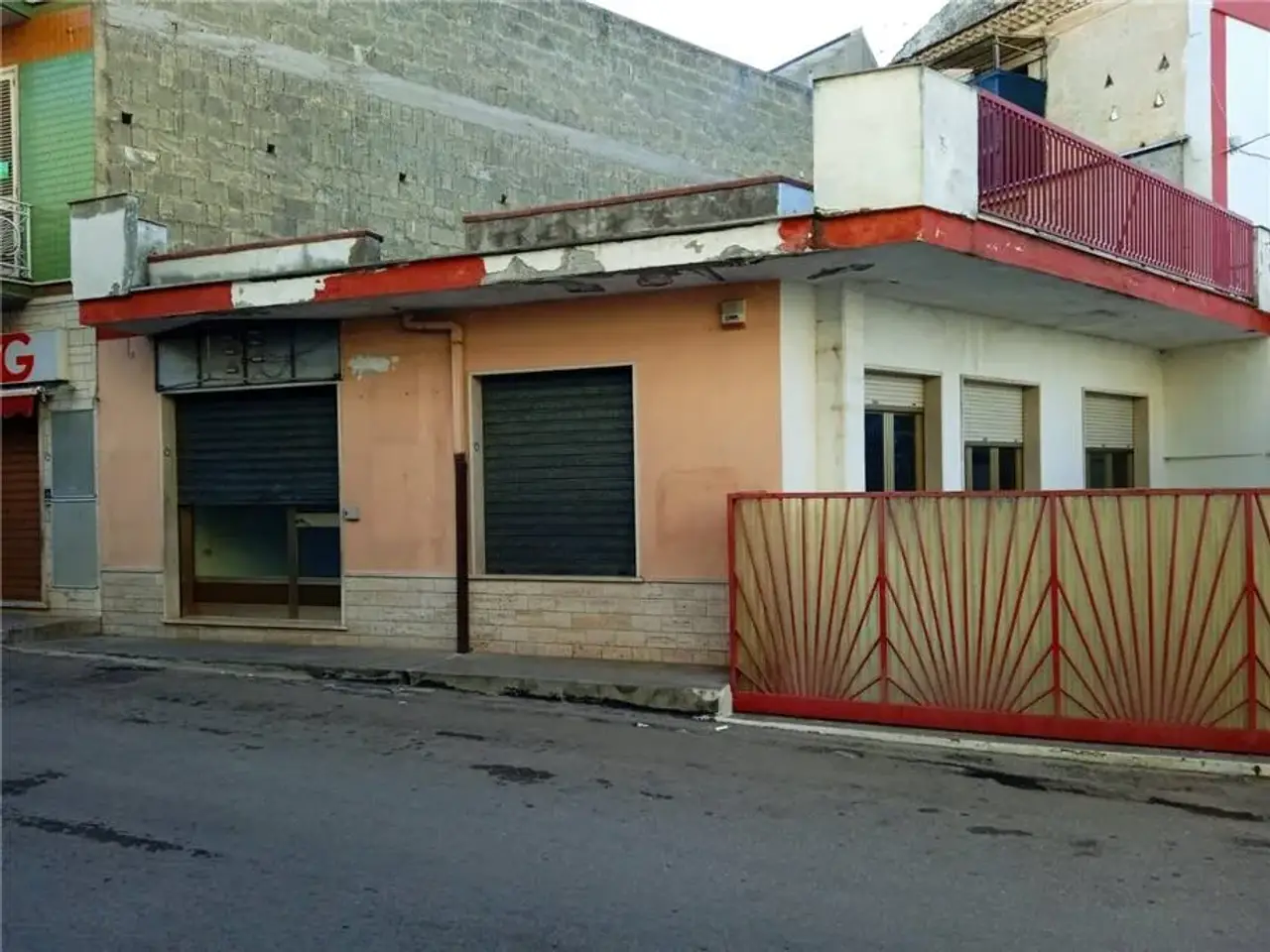 Locale commerciale in , San Nicandro Garganico, {3} - Foto 1