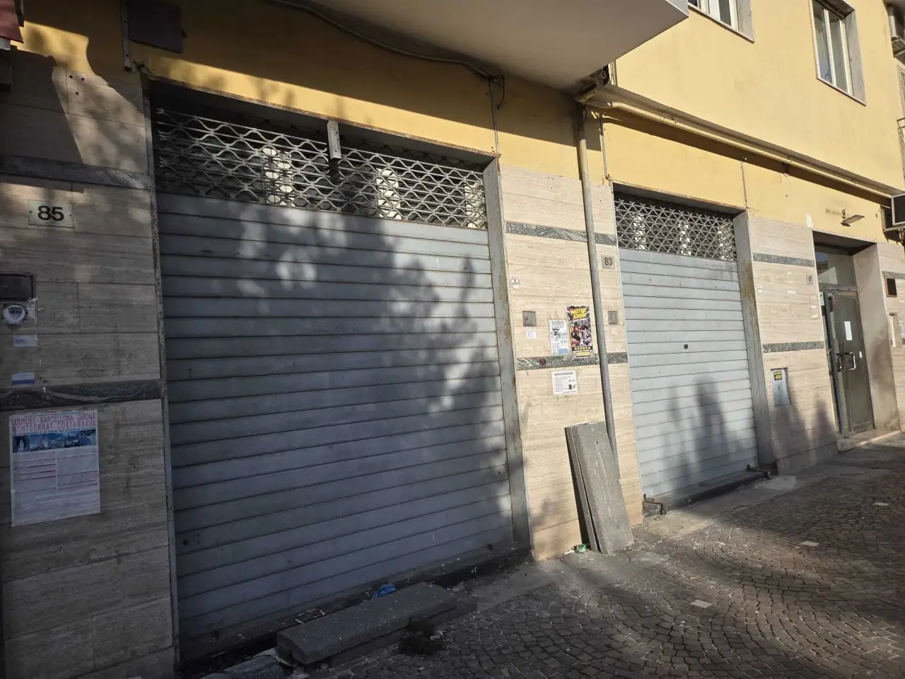 Negozio in Via Roma Snc, Melito Di Napoli, {3} - Foto 1