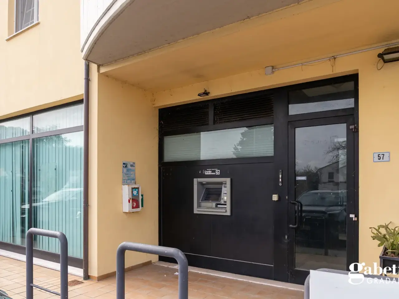 Esercizio commerciale in Via Ponte Metauro  57, Colli al Metauro, {3} - Foto 1