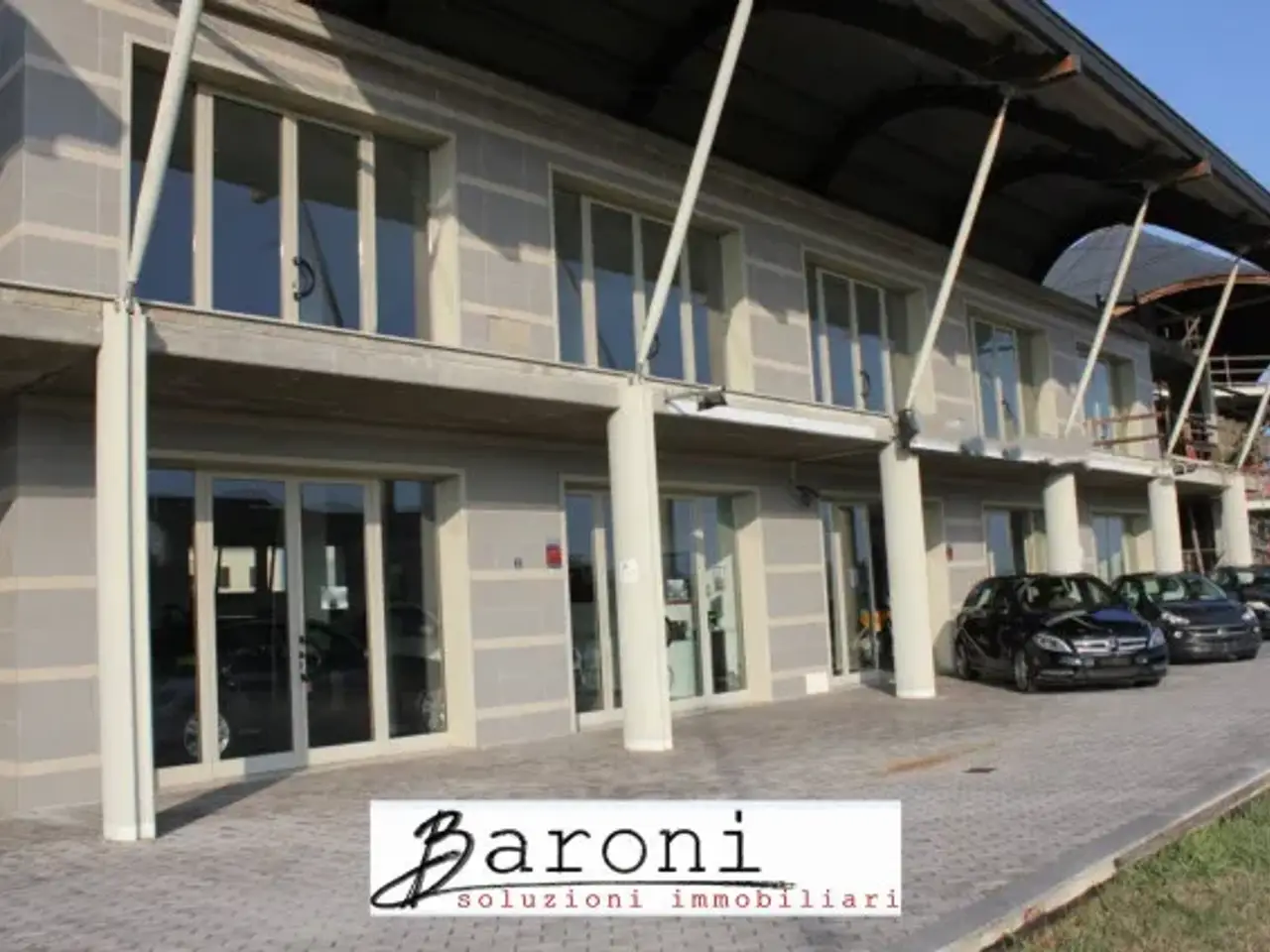 Negozio in Via Emilia 25a, Fidenza, {3} - Foto 1