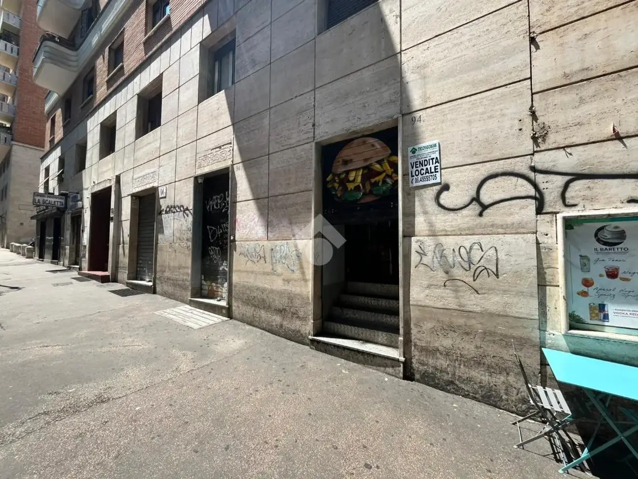 Negozio in Viale Ippocrate 94, Roma, {3} - Foto 2