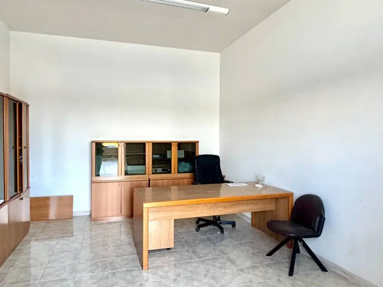 Ufficio in Via Nicola Manzari 16, Bari, {3} - Foto 1