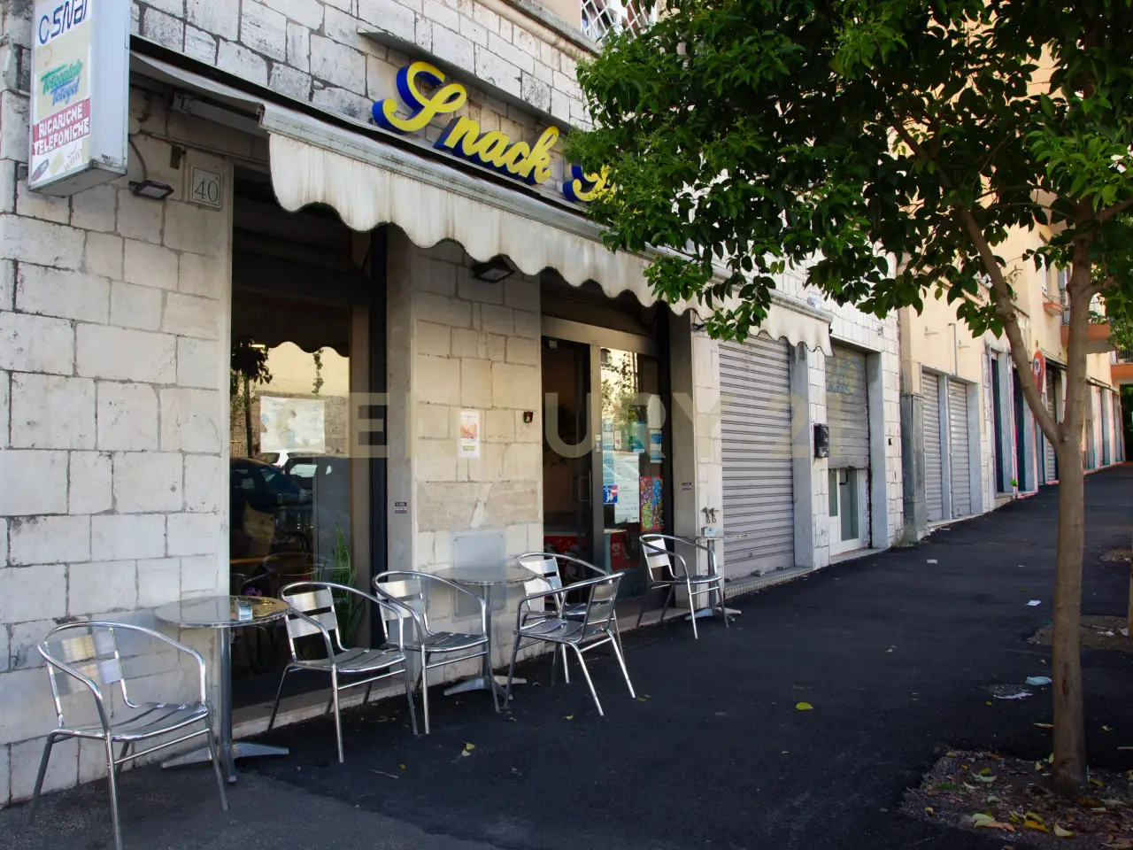 Bar in Via della Batteria Nomentana 40, Roma, {3} - Foto 1