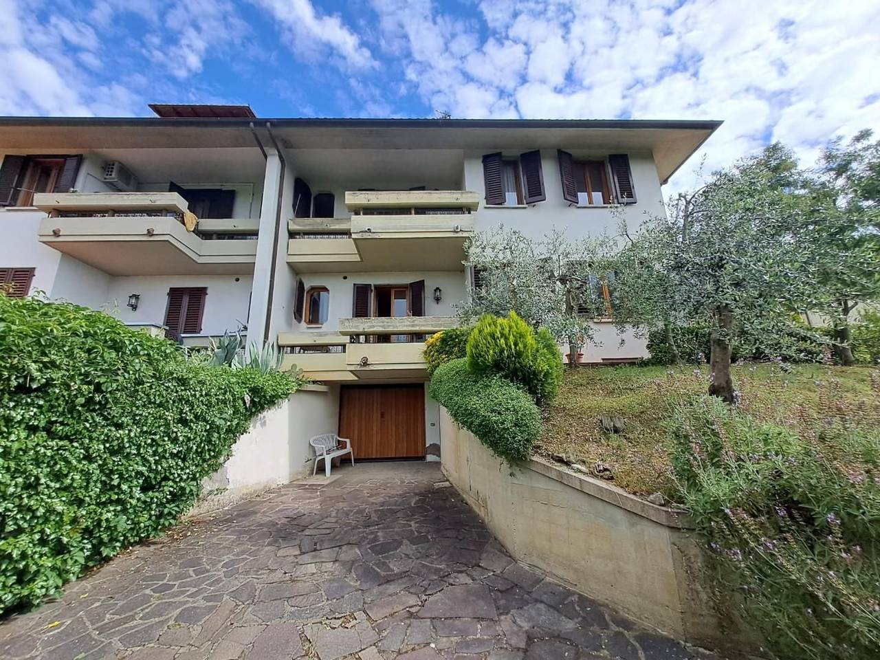 casa indipendente in vendita a Poggibonsi