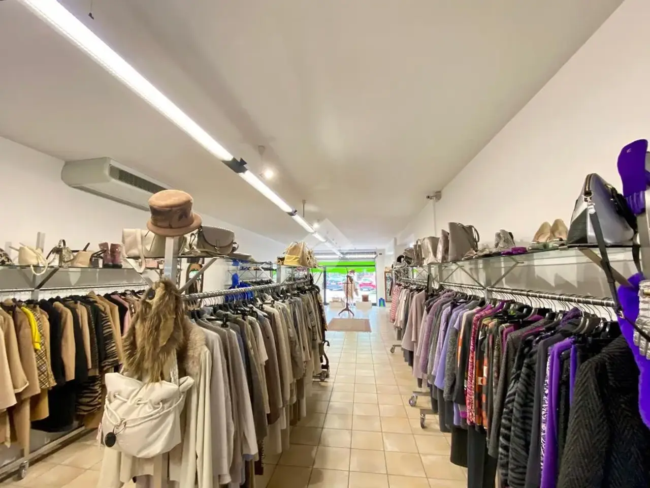 Negozio in Via Giuseppe Zanardelli 22, Concesio, {3} - Foto 1