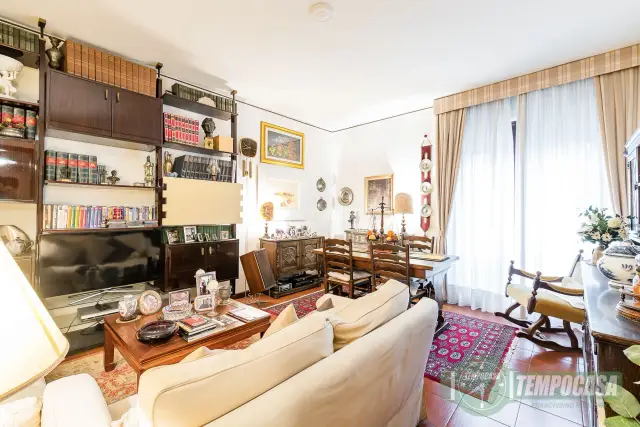 4-room flat in Via Gagliano 3/a, San Donato Milanese - Photo 1