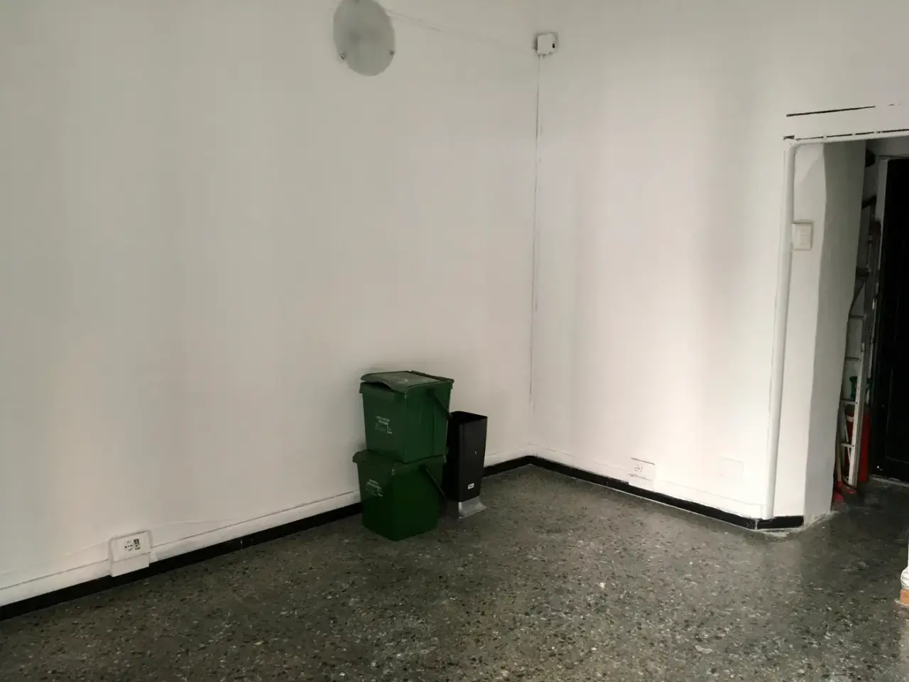 Negozio in Via dei Volsci, Roma, {3} - Foto 1