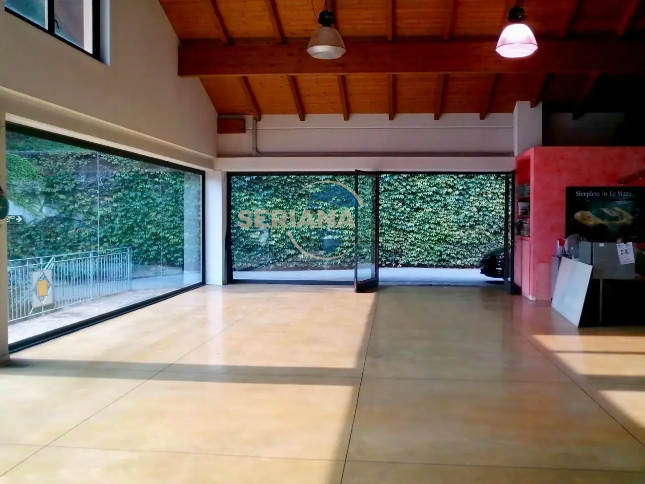 Negozio in Viale Europa, Clusone, {3} - Foto 1