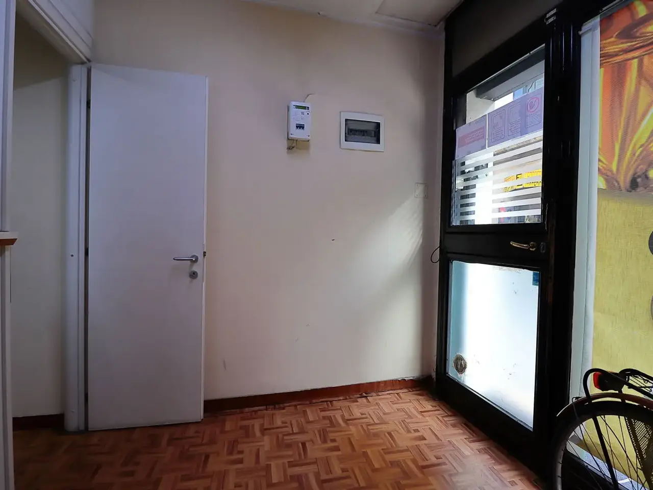 Negozio in Via Vittorio Veneto, Bari, {3} - Foto 2
