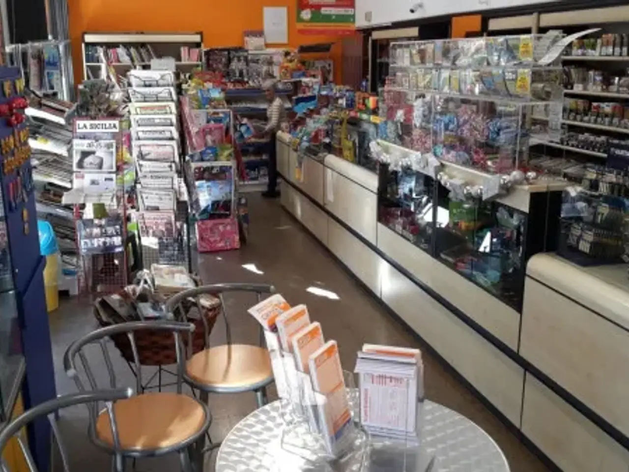 Tabaccheria in Via Siculo Orientale 161, Mascali, {3} - Foto 2