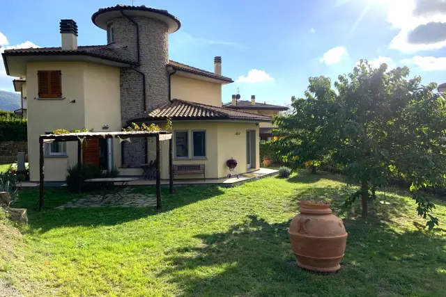 Mansion in Via delle Fornaci, Vaiano - Photo 1