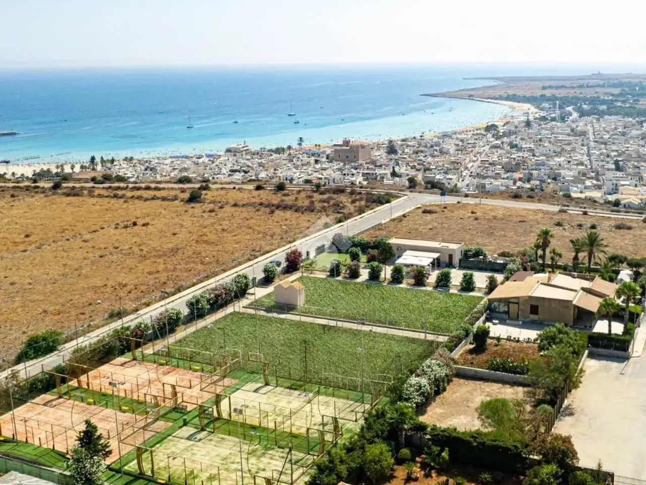 Palazzina commerciale in Piano di Sopra, San Vito Lo Capo, {3} - Foto 1