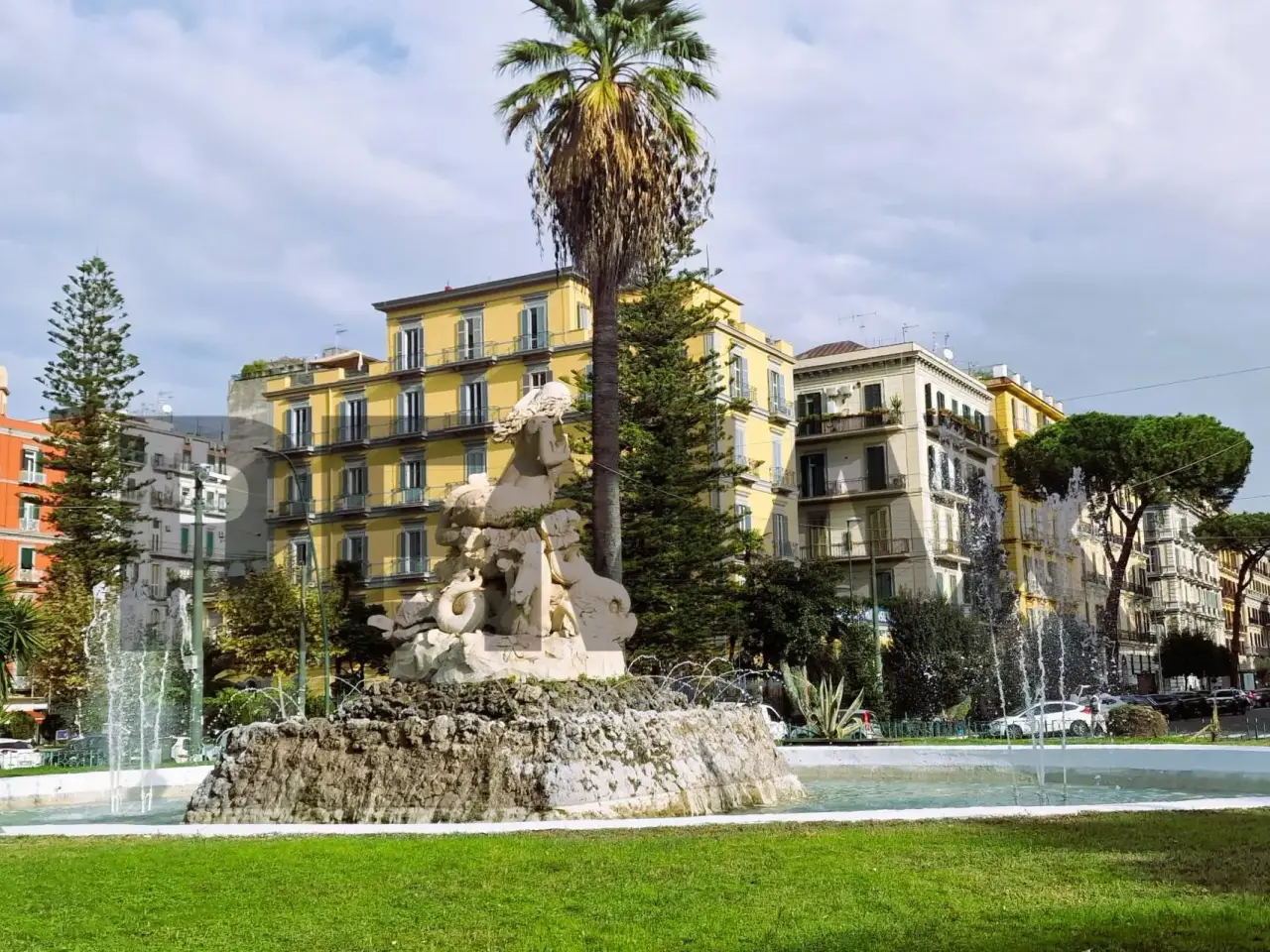 Esercizio commerciale in , Napoli, {3} - Foto 1