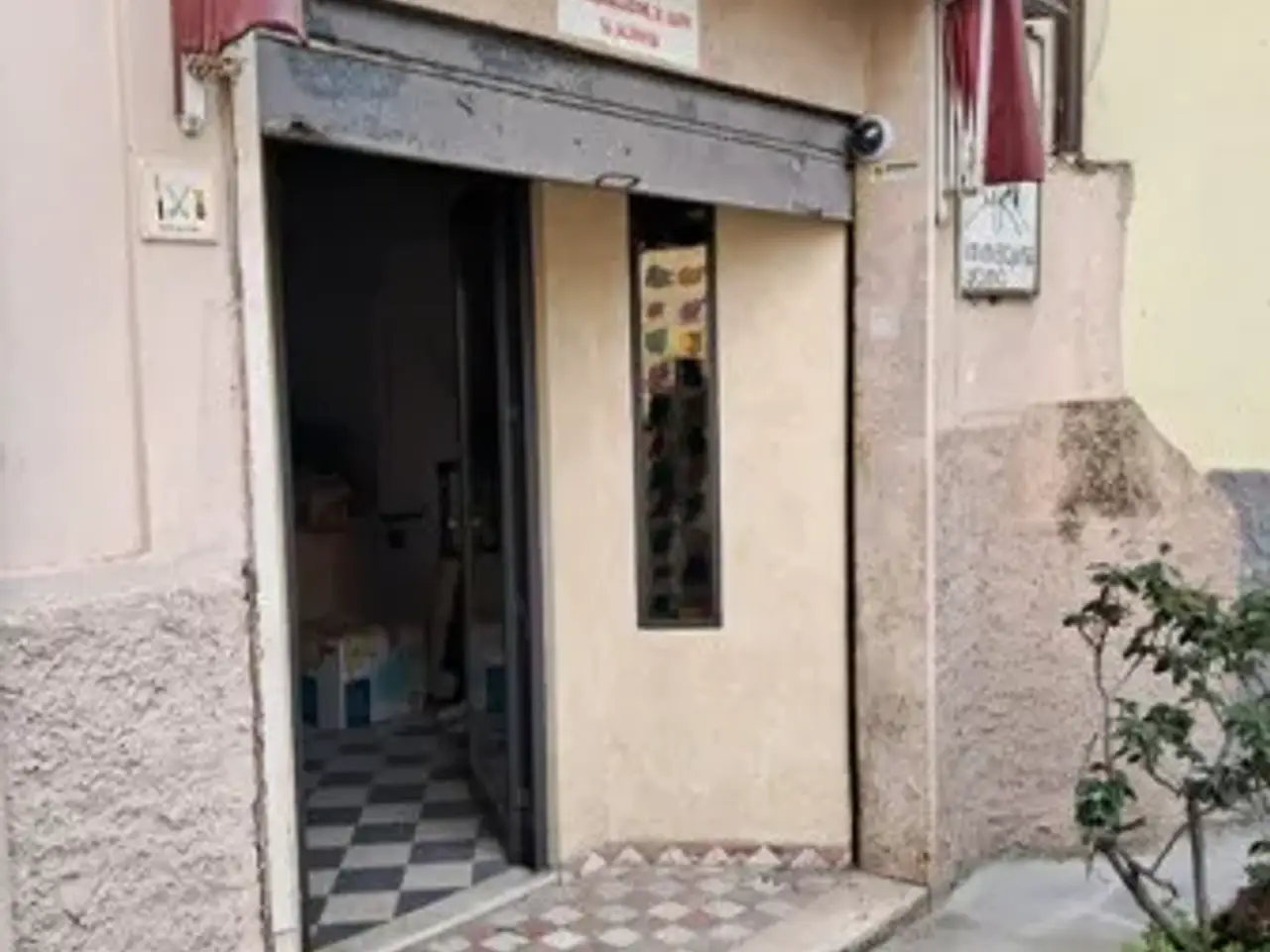Negozio in , Alatri, {3} - Foto 1