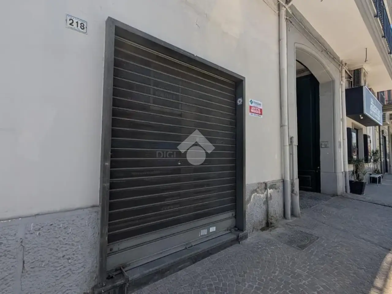 Negozio in Via Roma 16, Frattamaggiore, {3} - Foto 2