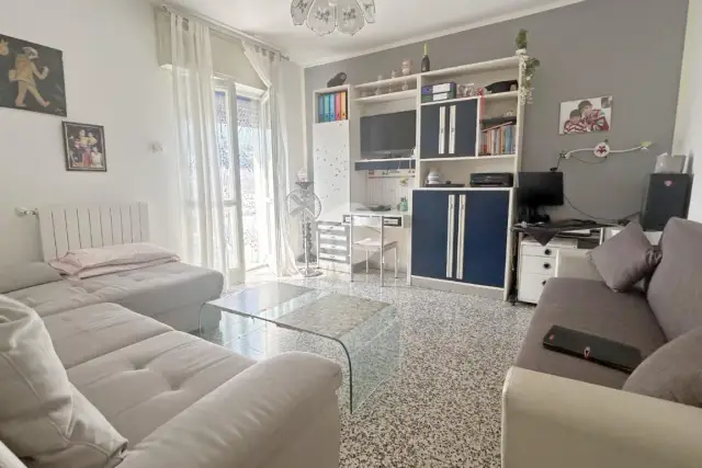 2-room flat in Viale Guido Susani 29, Triuggio - Photo 1