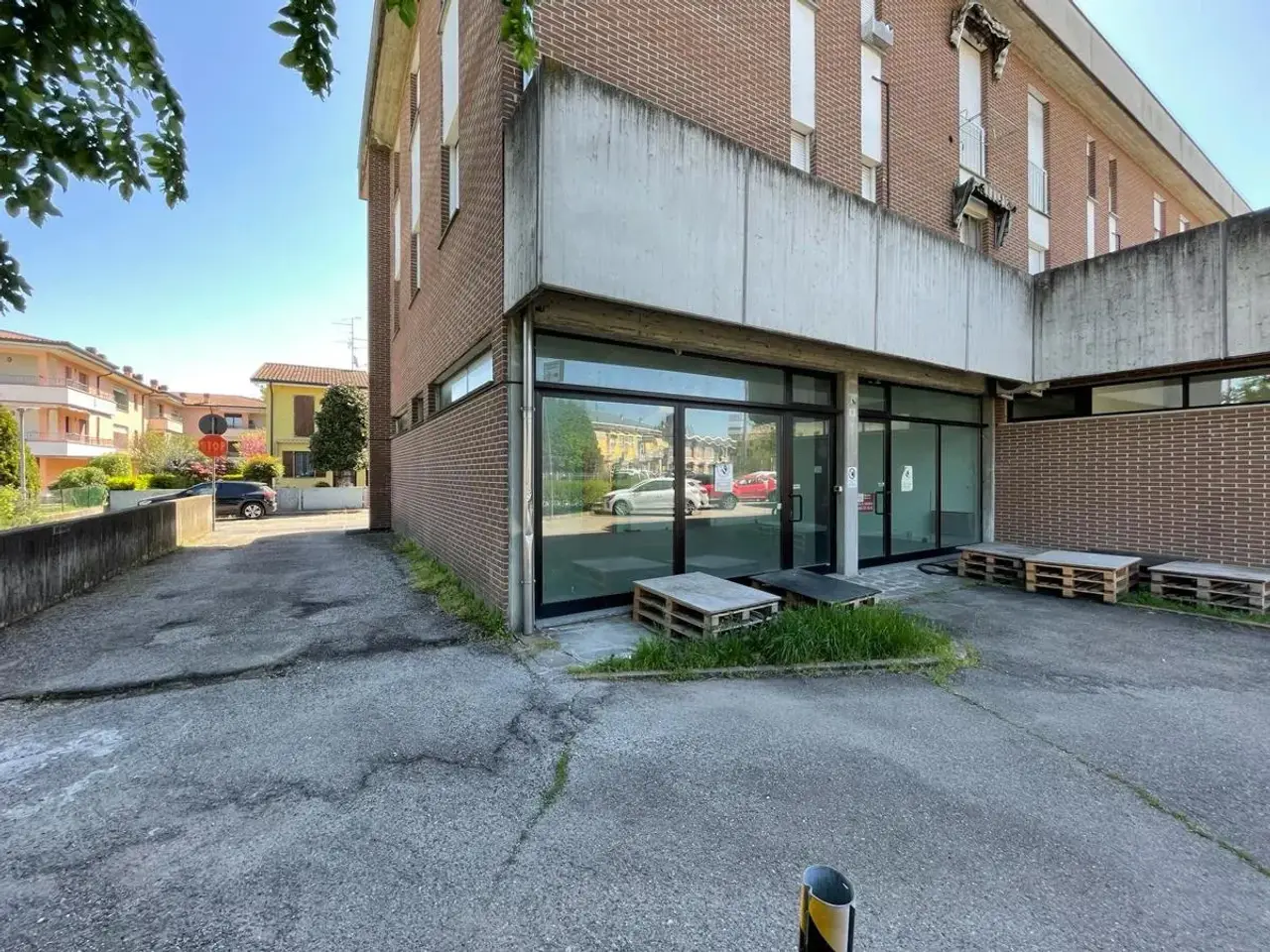 Negozio in Via Beato Angelico  5, Novi Di Modena, {3} - Foto 2